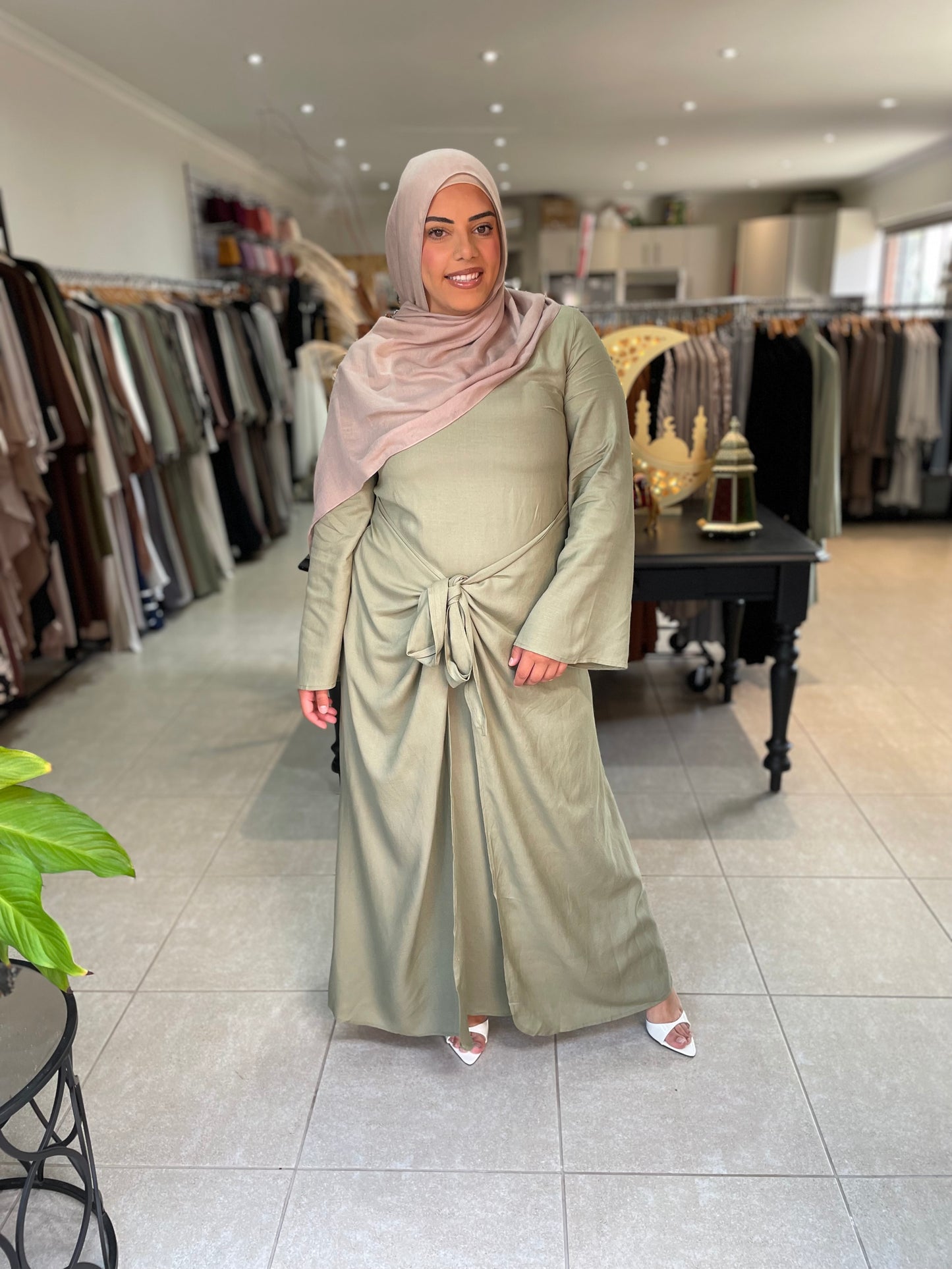 Zuhalia Linen Dress