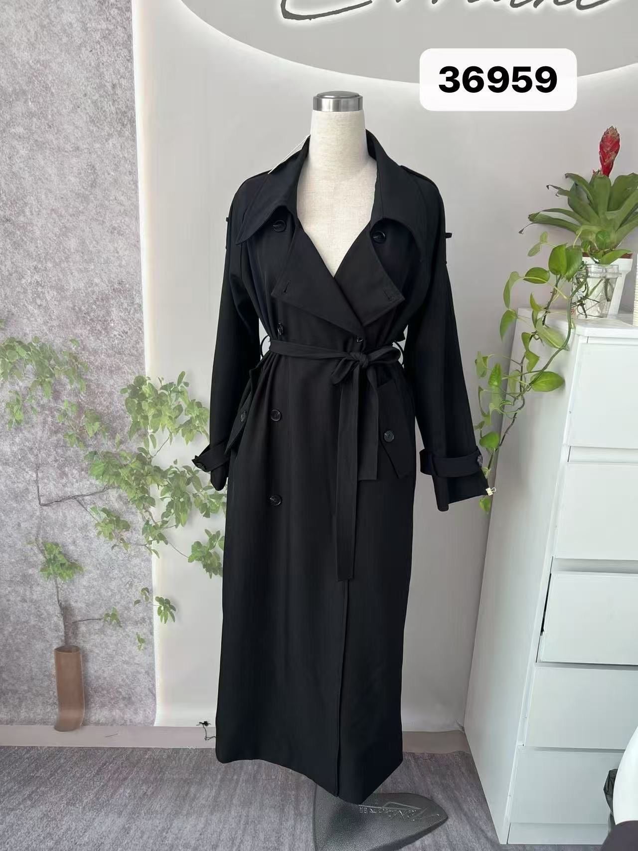 Riem Trench Coat