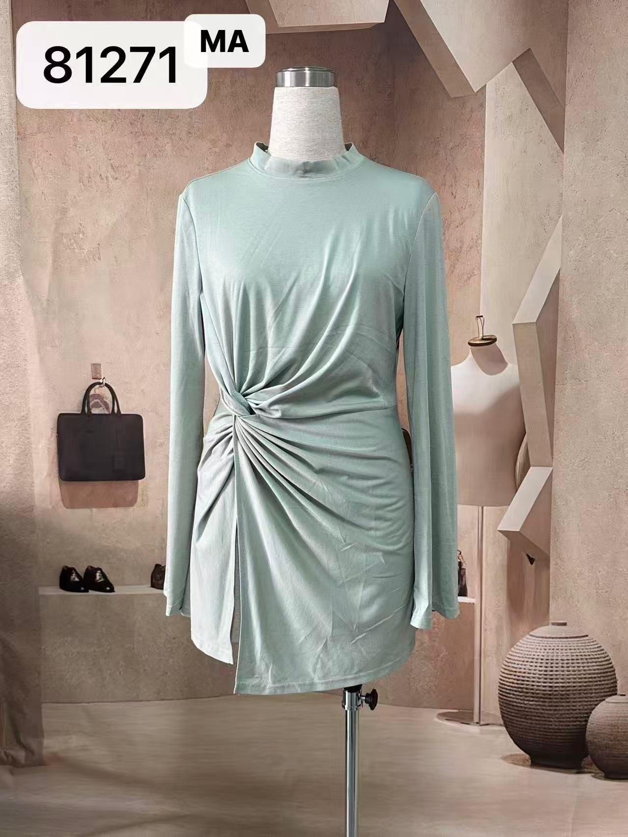Lilly Twist Top